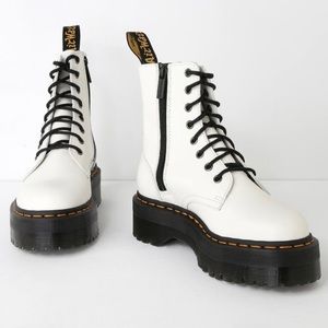 BRAND NEW Dr. Martens - Jadon Boot Smooth Leather Platforms